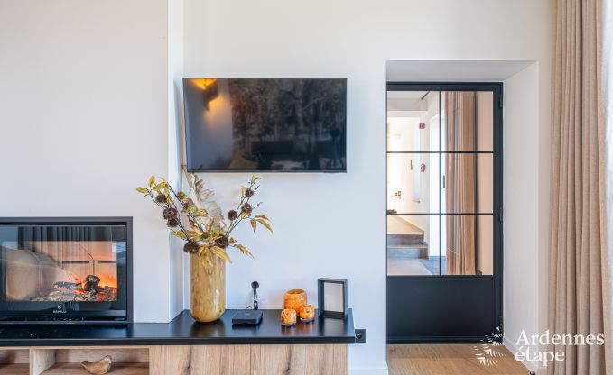 Holiday home for 9 people with sauna and garden in charming Our, Paliseul