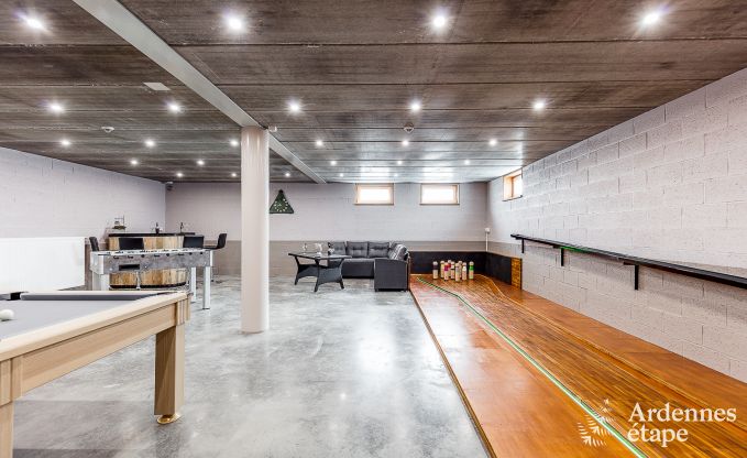 Luxurious holiday cottage in Paliseul with indoor pool, wellness and games for 28 persons in the Ardennes