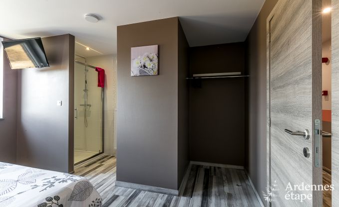 Luxurious holiday cottage in Paliseul with indoor pool, wellness and games for 28 persons in the Ardennes