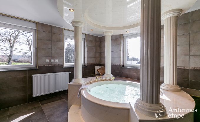 Luxurious holiday cottage in Paliseul with indoor pool, wellness and games for 28 persons in the Ardennes