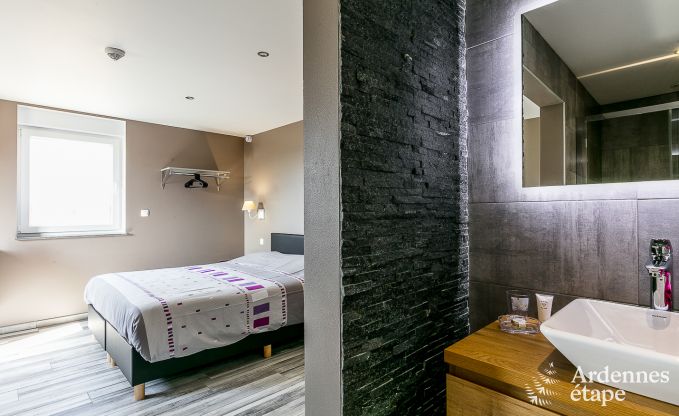 Luxurious holiday cottage in Paliseul with indoor pool, wellness and games for 28 persons in the Ardennes
