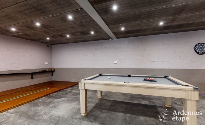 Luxurious holiday cottage in Paliseul with indoor pool, wellness and games for 28 persons in the Ardennes