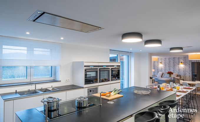 Luxury villa in Paliseul for 18 persons in the Ardennes