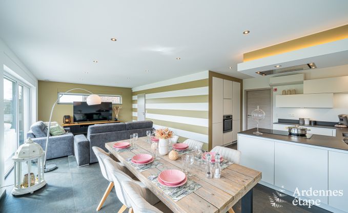 Luxury holiday home in Plombires: villa for 6 people with jacuzzi, 3 bedrooms and private garden