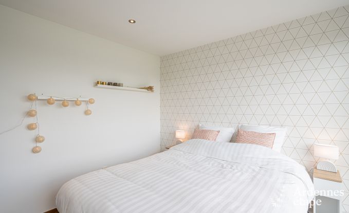 Luxury holiday home in Plombires: villa for 6 people with jacuzzi, 3 bedrooms and private garden