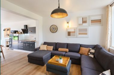 Spacious holiday home for 9 people in Gemmenich with 5 bedrooms and sauna