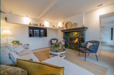 Exceptional charming holiday home in Profondeville for 4 people with jacuzzi, infrared cabin and pontoon on the Meuse