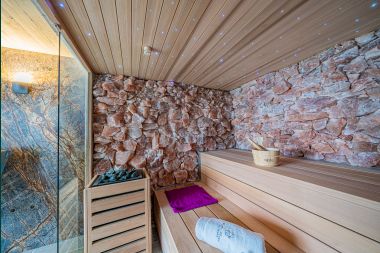 Luxury villa in Recht for 8 persons in the Ardennes