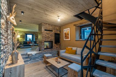 Luxury villa in Recht for 8 persons in the Ardennes