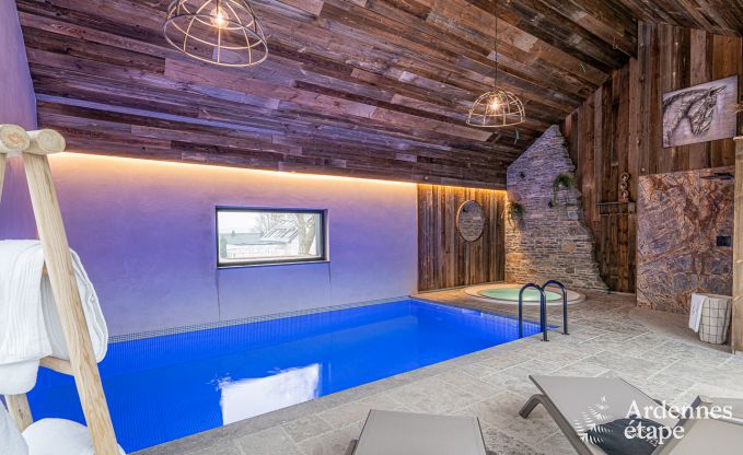 Luxurious villa for 8 people with swimming pool in Recht