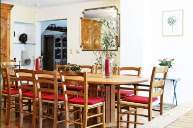 Holiday cottage in Redu for 15 persons in the Ardennes