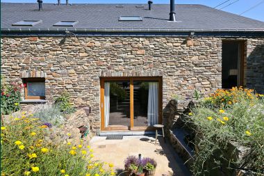 Holiday cottage in Redu for 15 persons in the Ardennes