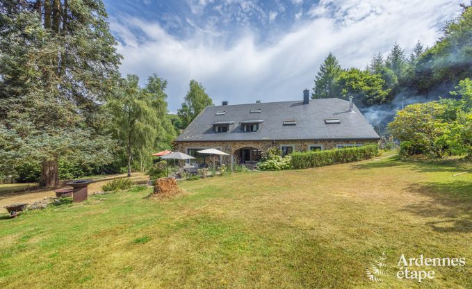 Cottage in Redu, Ardennes, 7 bedrooms, 6 bathrooms, 15 people, Nordic bath, billiards, private garden, terrace, electric charging station