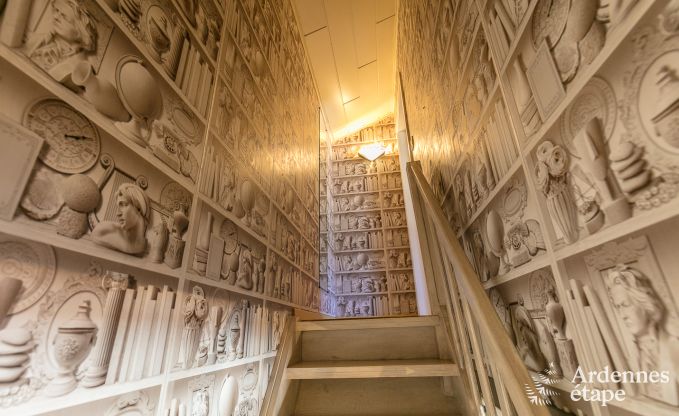 High-end villa in Redu, Ardennes, 9 people, outdoor pool, sauna, steam room, indoor and outdoor jacuzzi, private garden, complete equipment