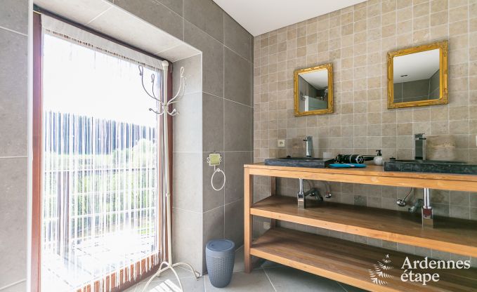 High-end villa in Redu, Ardennes, 9 people, outdoor pool, sauna, steam room, indoor and outdoor jacuzzi, private garden, complete equipment