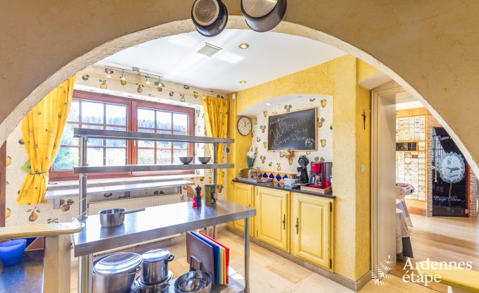 High-end villa in Redu, Ardennes, 9 people, outdoor pool, sauna, steam room, indoor and outdoor jacuzzi, private garden, complete equipment