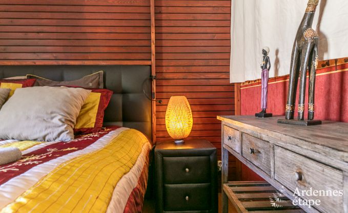 High-end villa in Redu, Ardennes, 9 people, outdoor pool, sauna, steam room, indoor and outdoor jacuzzi, private garden, complete equipment