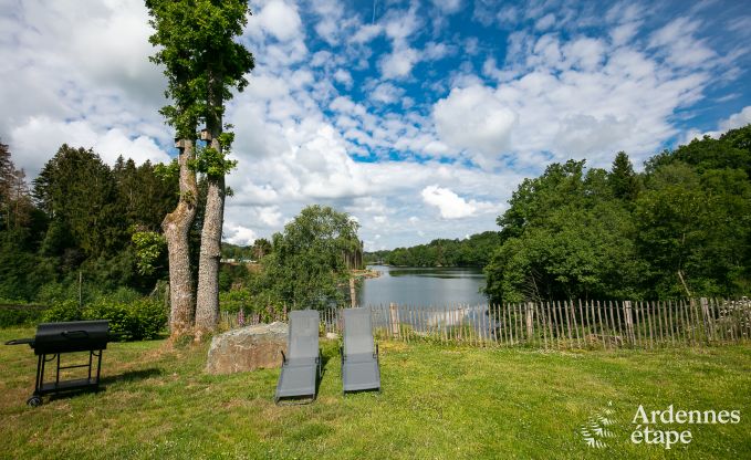 Holiday home with lake view for 6 p. to rent, Ardennes (Robertville)