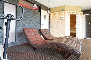 Luxury villa in Robertville for 40 persons in the Ardennes