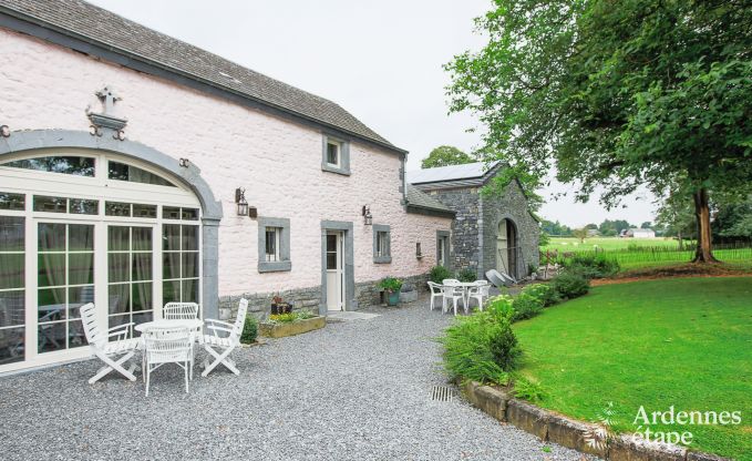 Holiday cottage in Rochefort for 21 persons in the Ardennes