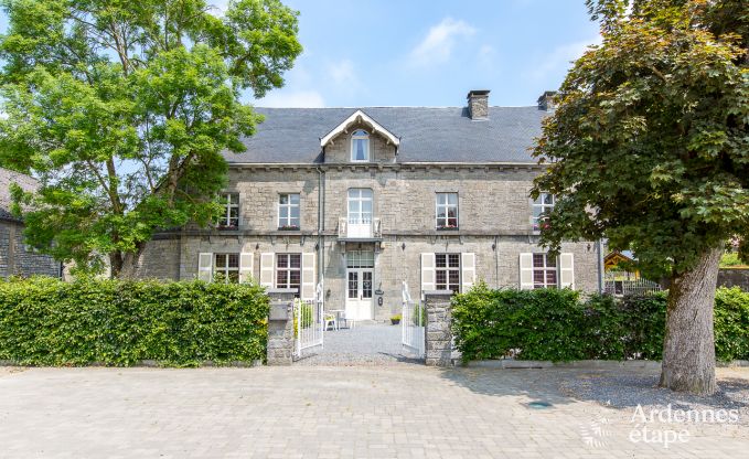 Holiday cottage in Rochefort for 21 persons in the Ardennes