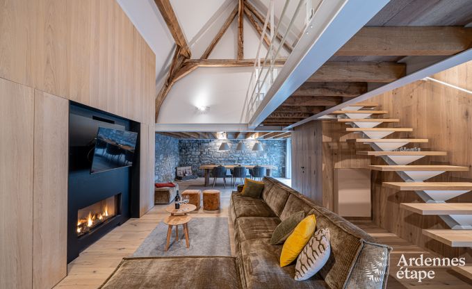 Charming holiday home with foosball, billiards, fireplace, and private garden in Rochefort: suitable for 6 people