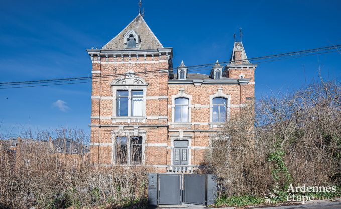 Holiday cottage in Rochefort for 8 persons in the Ardennes