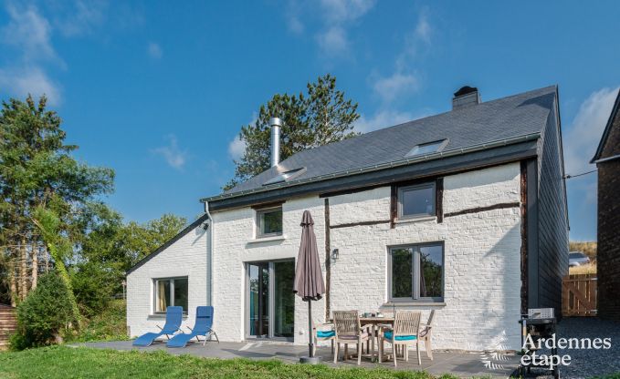 Holiday cottage in Rochefort for 6/8 persons in the Ardennes