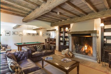 Holiday cottage in Rochefort for 14 persons in the Ardennes