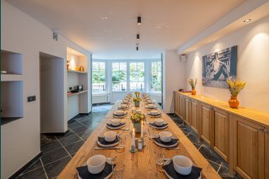 Large holiday home in Rochefort for 25 people with 11 bedrooms, 11 bathrooms, sauna and bar