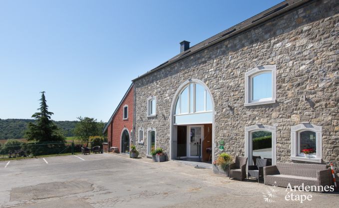 Farmhouse for groups of 36 people in Rochefort