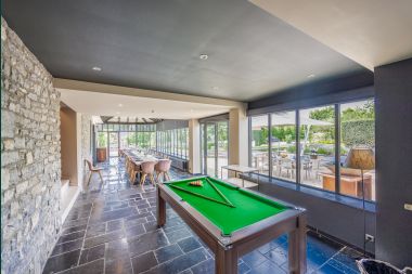 Luxury villa in Rochefort for 20 persons in the Ardennes