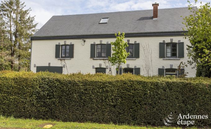 Holiday cottage in Rochefort for 12/14 persons in the Ardennes