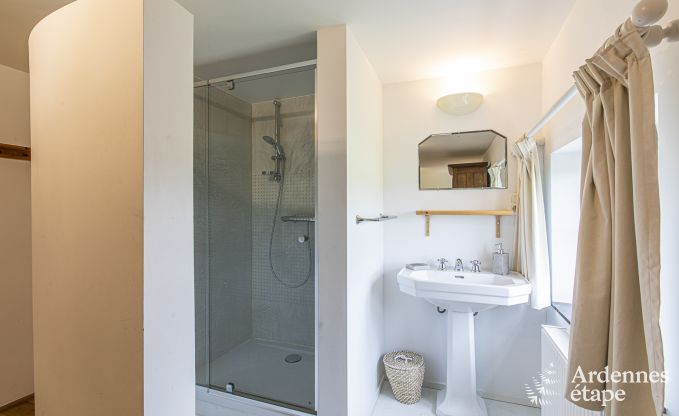 Holiday cottage in Rochefort for 12/14 persons in the Ardennes