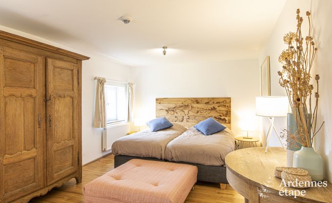 Holiday cottage in Rochefort for 12/14 persons in the Ardennes