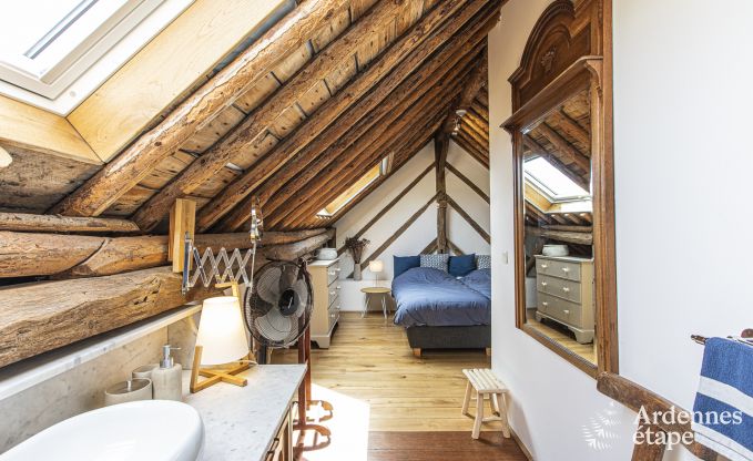 Holiday cottage in Rochefort for 12/14 persons in the Ardennes