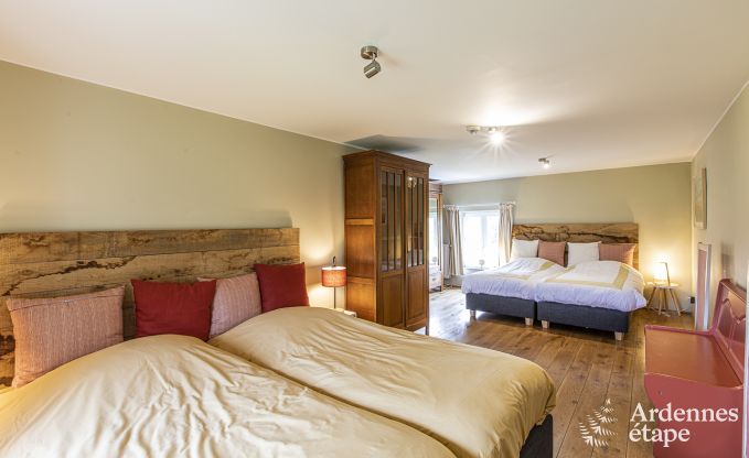Holiday cottage in Rochefort for 12/14 persons in the Ardennes