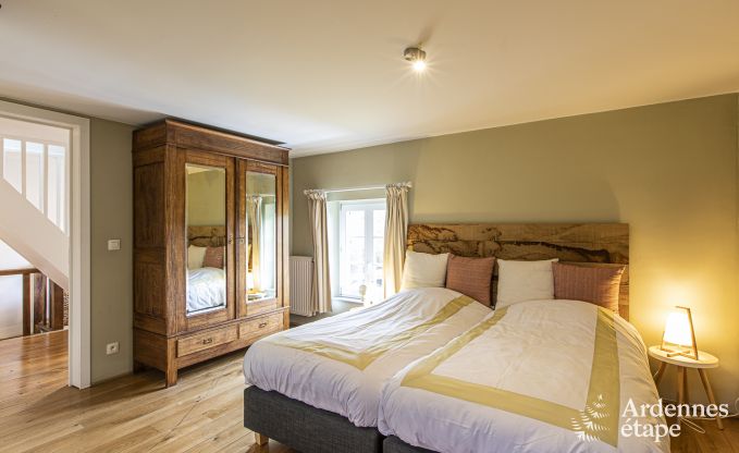 Holiday cottage in Rochefort for 12/14 persons in the Ardennes