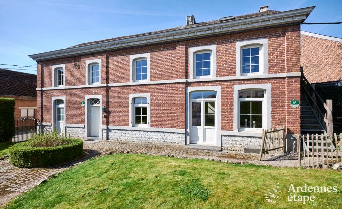 Holiday cottage in Rochefort for 8 persons in the Ardennes