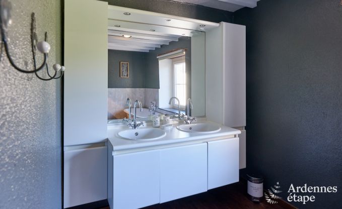 Holiday cottage in Rochefort for 8 persons in the Ardennes