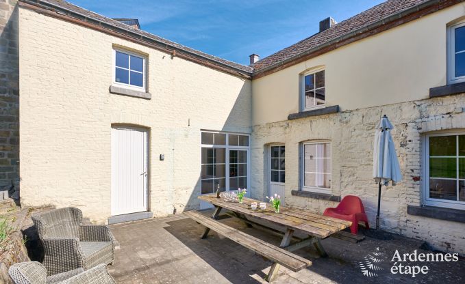 Holiday cottage in Rochefort for 8 persons in the Ardennes