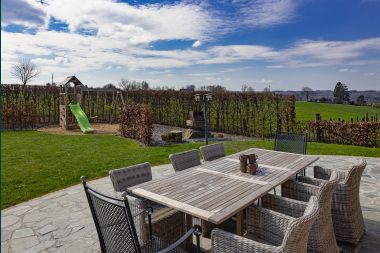 Holiday cottage in Rochehaut for 6/8 persons in the Ardennes