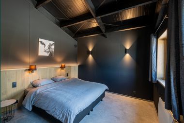 Modern holiday home with 5 bedrooms in Rochehaut, Ardennes