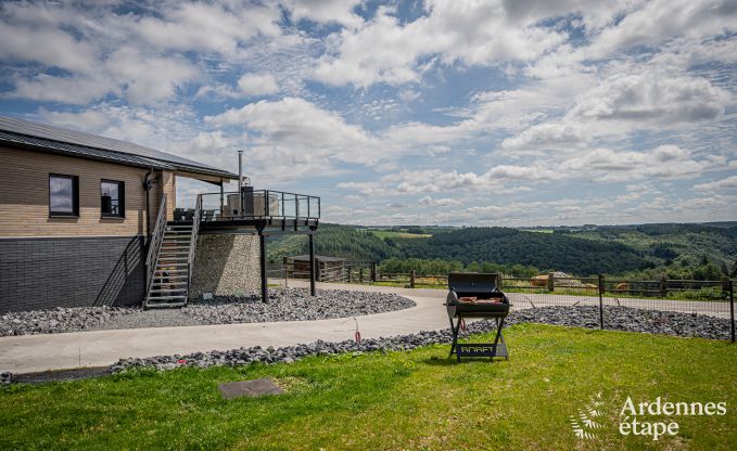 Modern holiday home with 5 bedrooms in Rochehaut, Ardennes