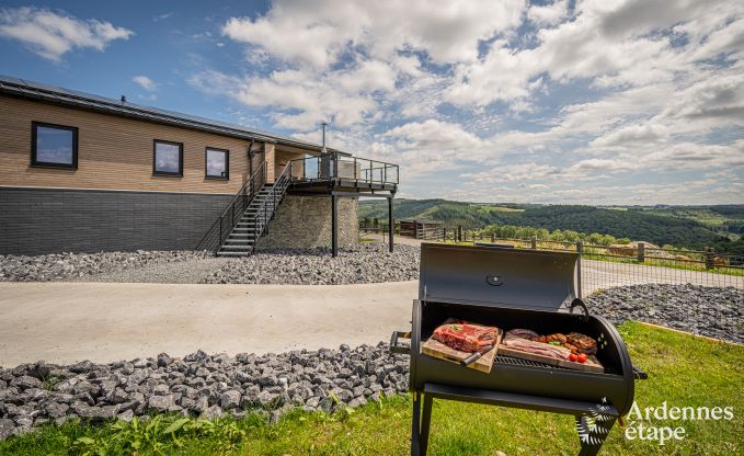 Modern holiday home with 5 bedrooms in Rochehaut, Ardennes