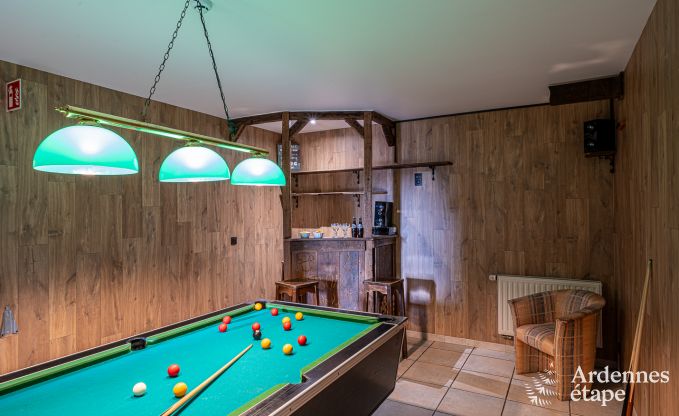 Spacious and comfortable holiday home for 16 people in Rochehaut, Ardennes.