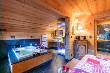 Chalet in Saint-Hubert for 2 persons in the Ardennes