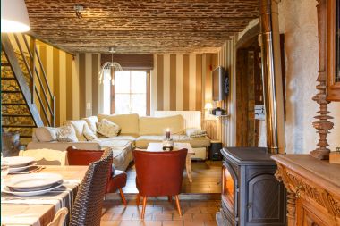 Holiday cottage in Saint-Hubert for 8/9 persons in the Ardennes