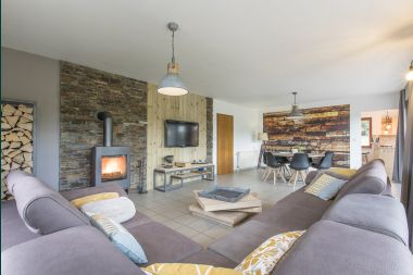 Holiday cottage in Saint-Hubert for 9 persons in the Ardennes