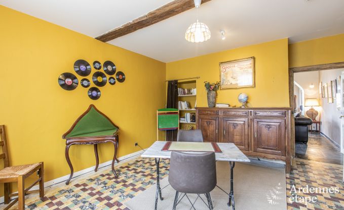 English-style holiday home for 18 people in Saint-Hubert (Ardennes)